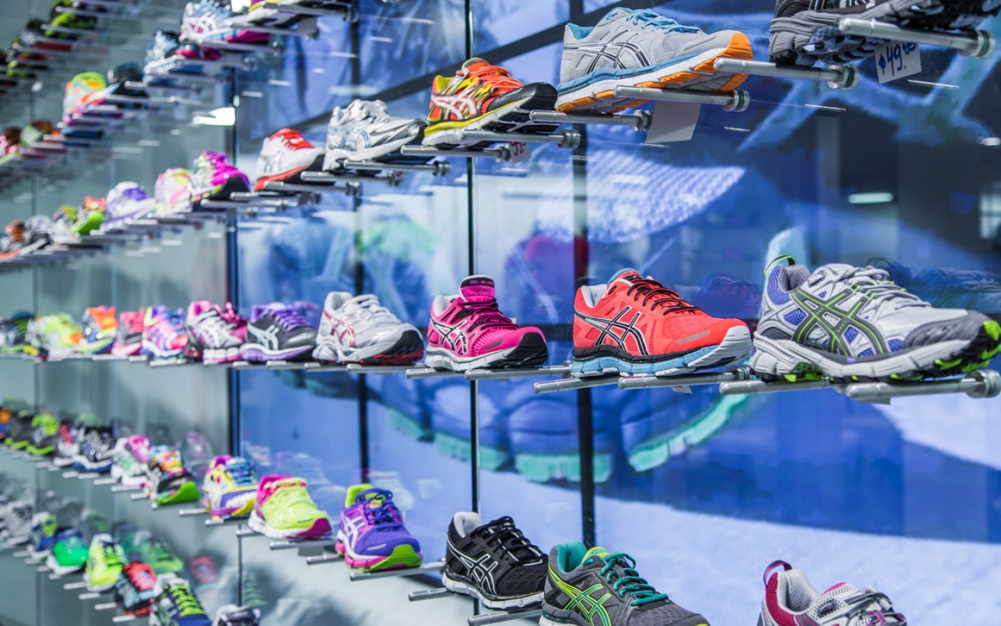 Best athletic shoe hot sale store near me